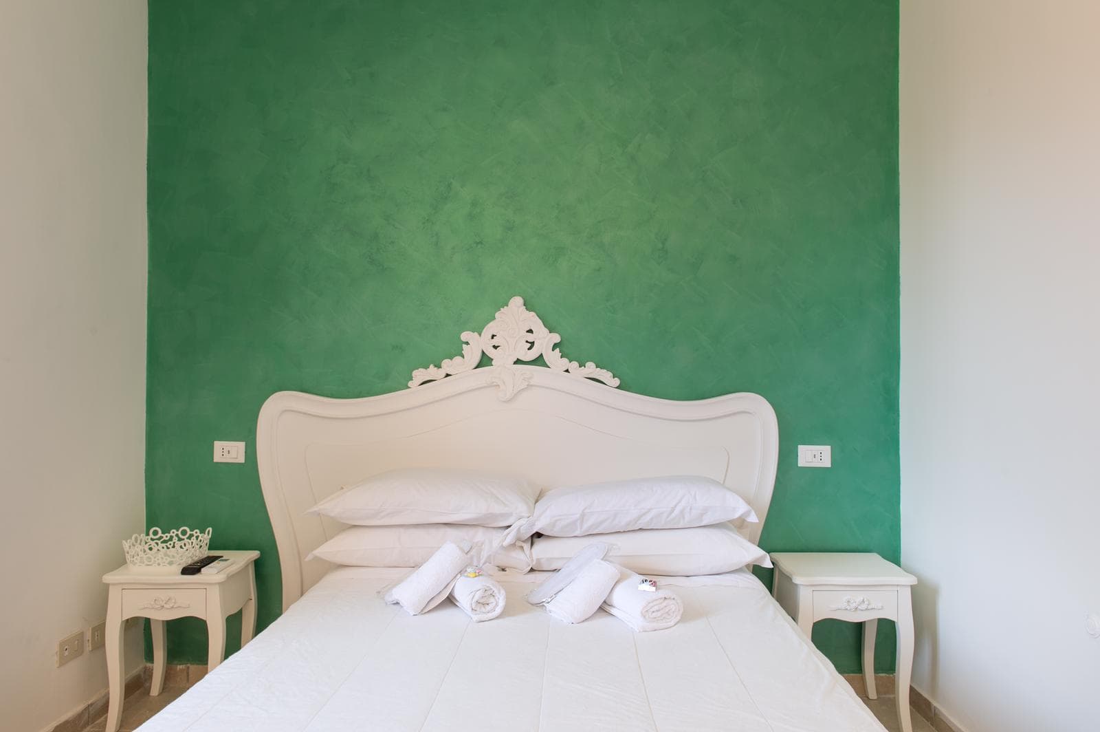 Ostia Holiday Greed Palace