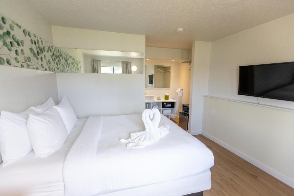 Travelodge by Wyndham Orlando Lake Buena Vista South