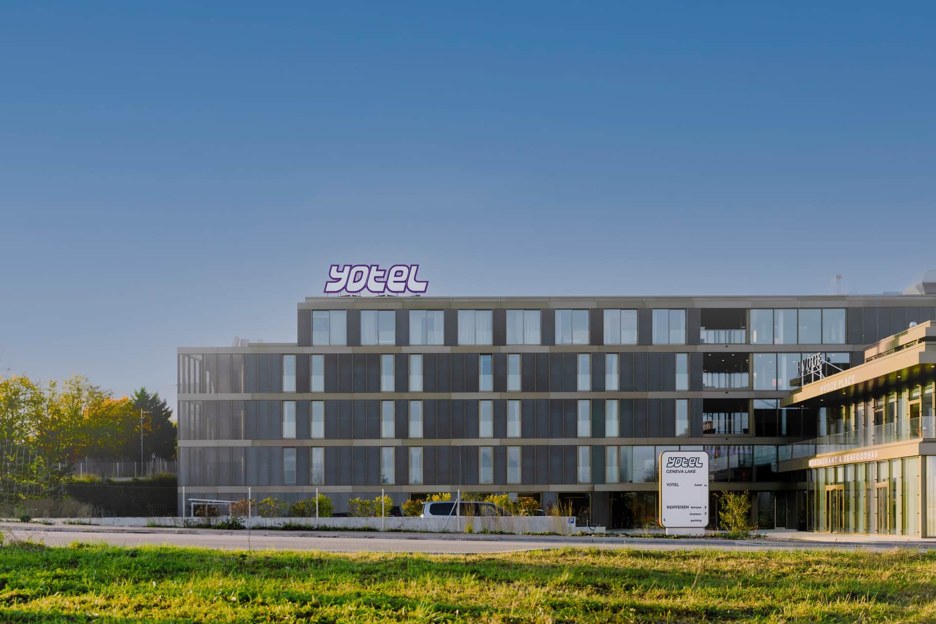 Yotel Lake Geneva