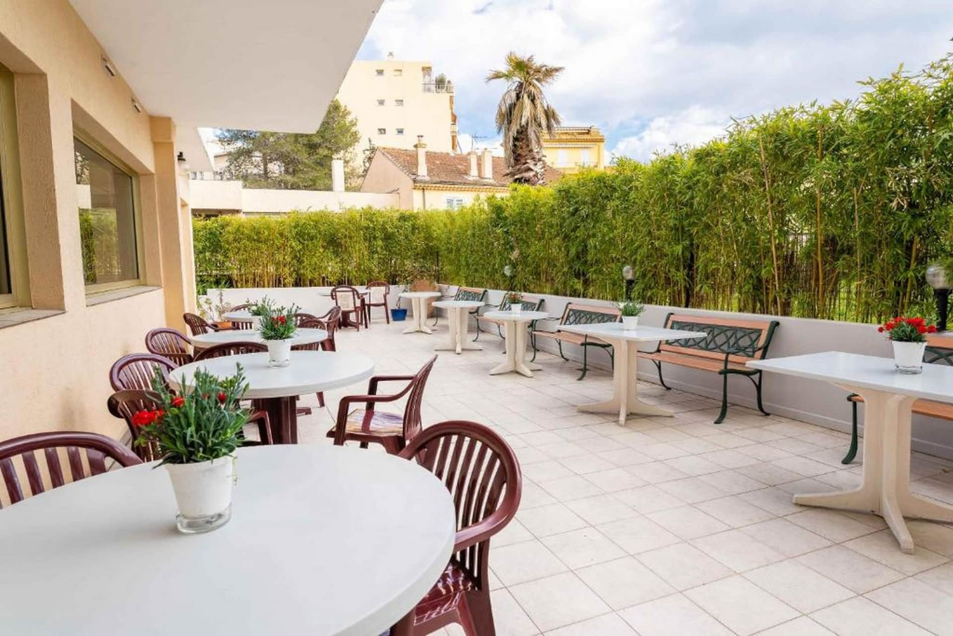 Adonis Cannes | Hôtel Thomas