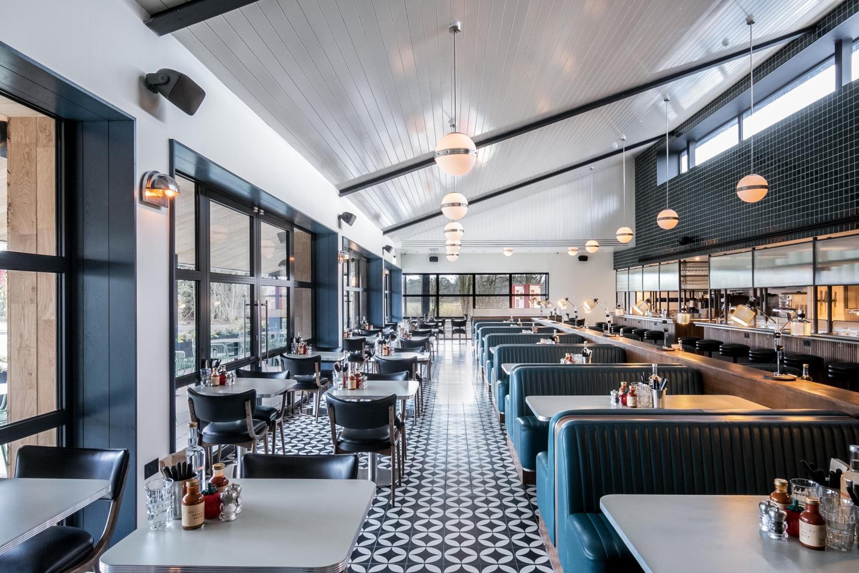 Mollie's Motel & Diner Oxfordshire