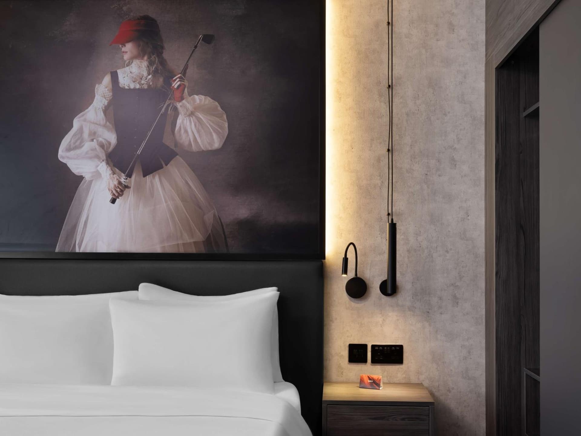 Radisson RED London Gatwick Airport