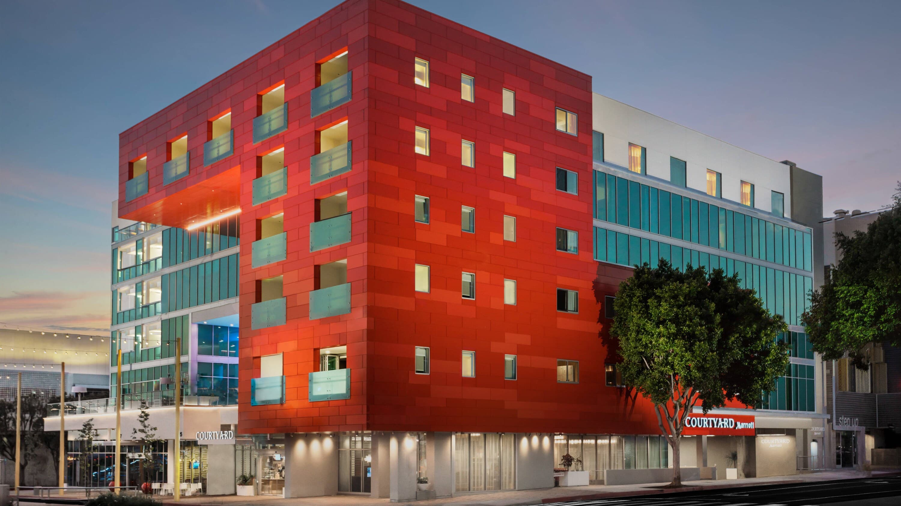 Courtyard by Marriott Santa Monica