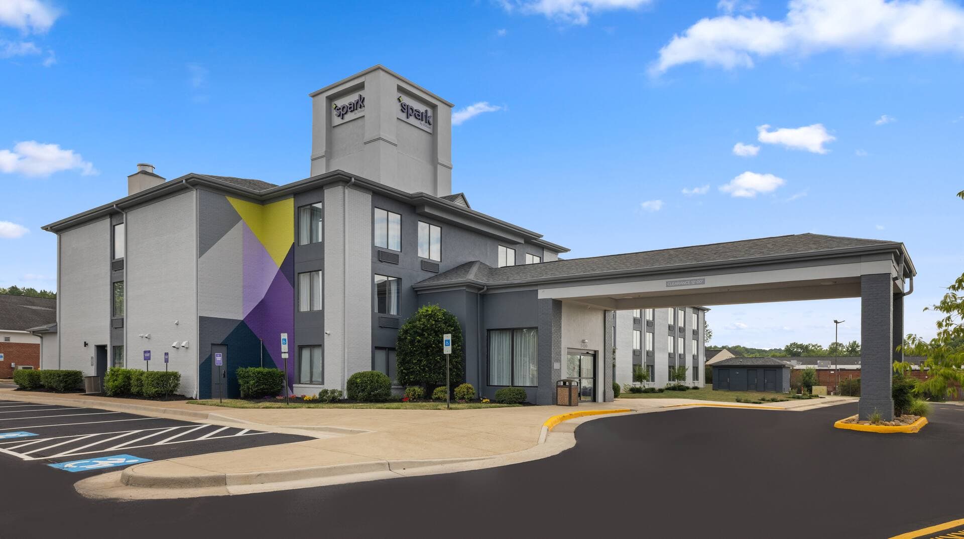 Spark by Hilton Fredericksburg Southpoint
