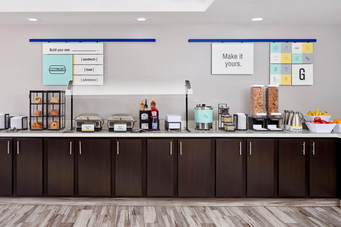Garner Hotel Phoenix - Surprise by IHG