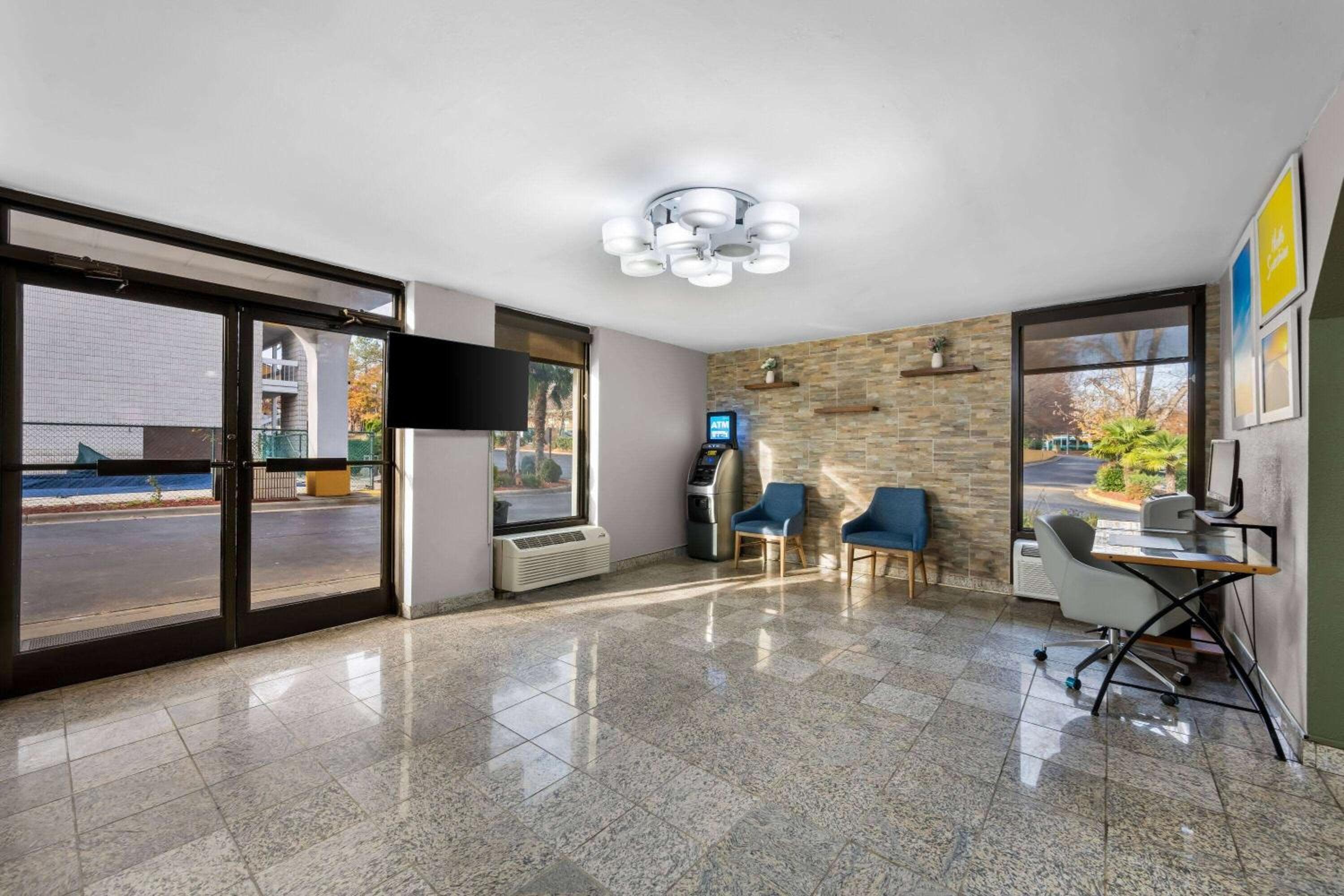 Days Inn by Wyndham Raleigh Midtown