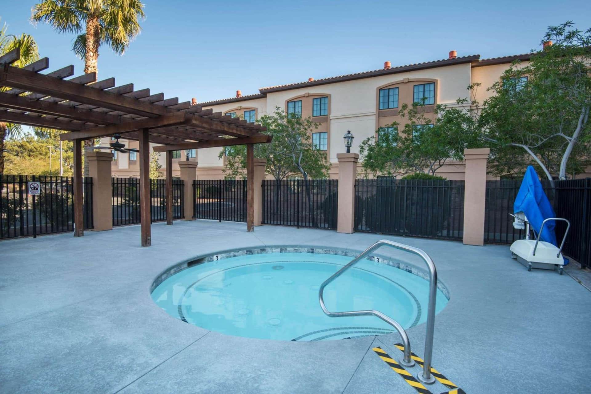 La Quinta Inn & Suites by Wyndham Las Vegas Airport South