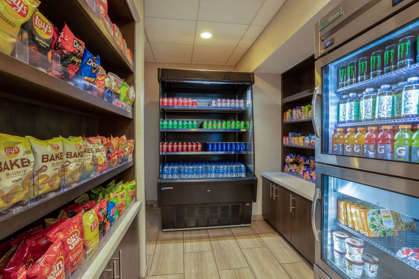 Days Inn & Suites by Wyndham Denver International Airport