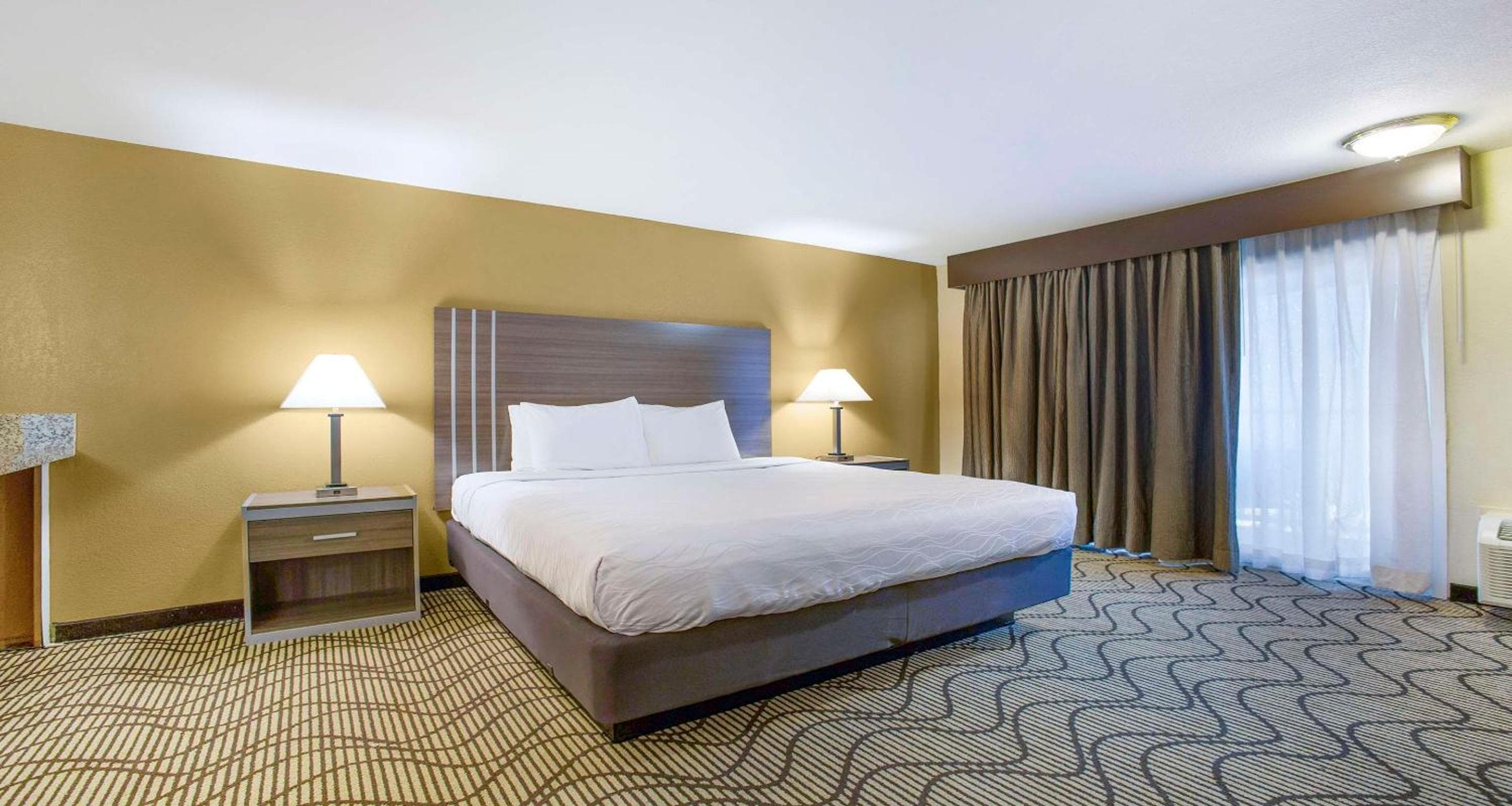 SureStay Plus by Best Western Sacramento North