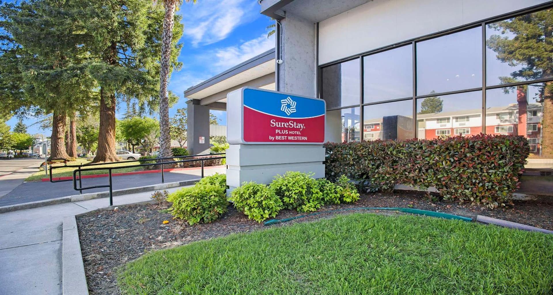 SureStay Plus by Best Western Sacramento North
