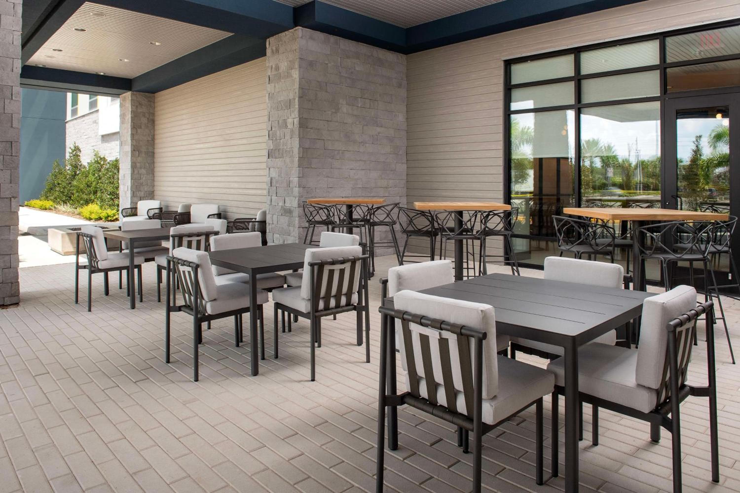 Home2 Suites by Hilton Orlando Southeast Nona