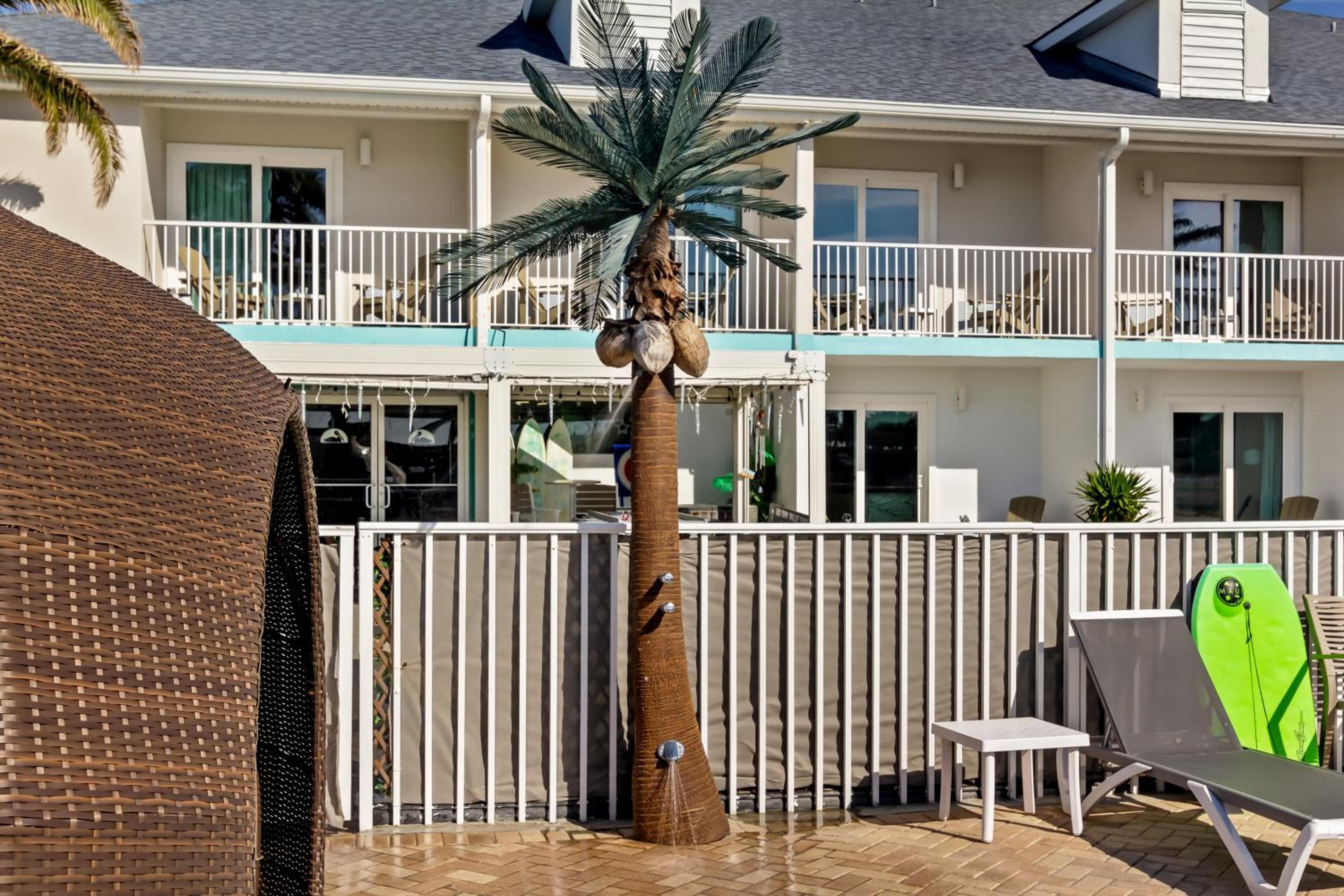 Ocean Sands Beach Boutique Inn