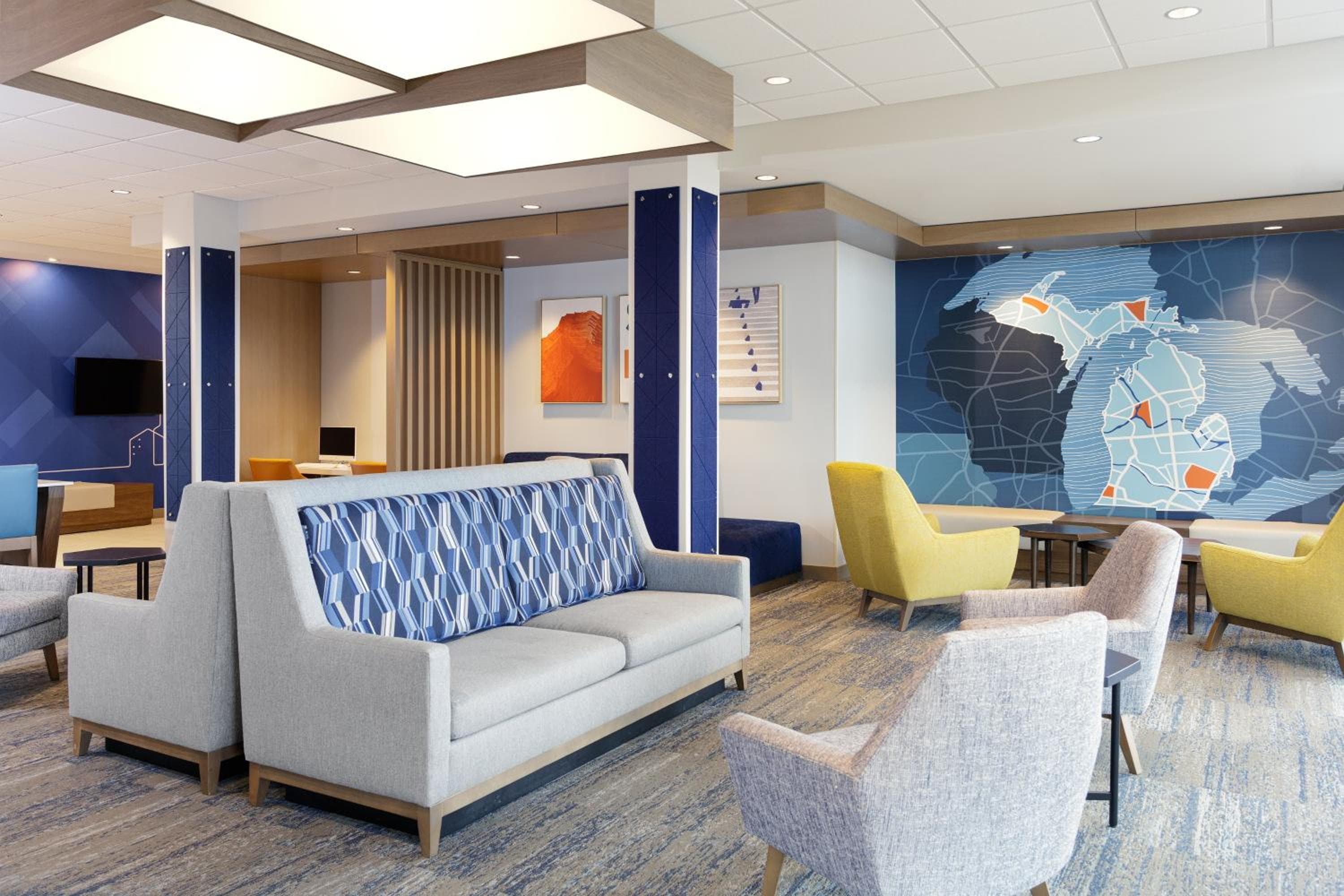 Holiday Inn Express & Suites Hebron - Cincinnati Airport by IHG