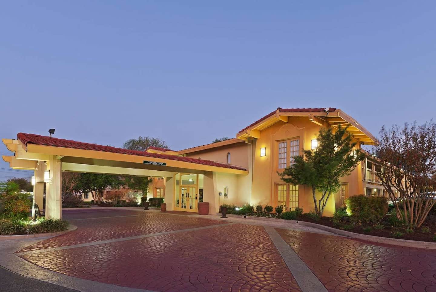 La Quinta Inn by Wyndham Austin Oltorf