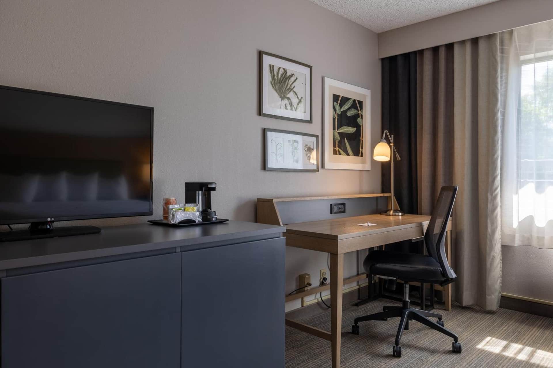 Country Inn & Suites by Radisson Seattle-Bothell