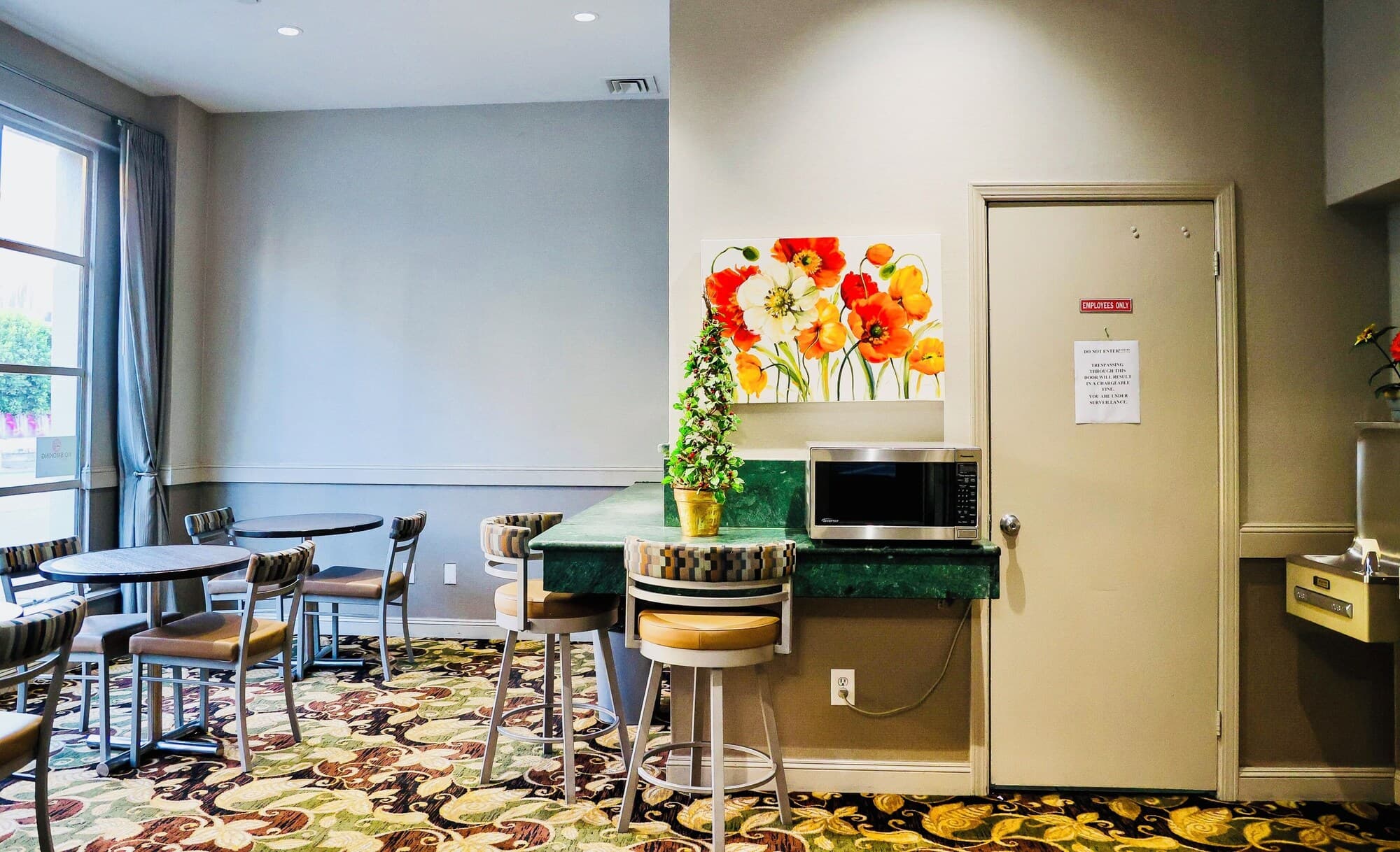 City Center Inn & Suites