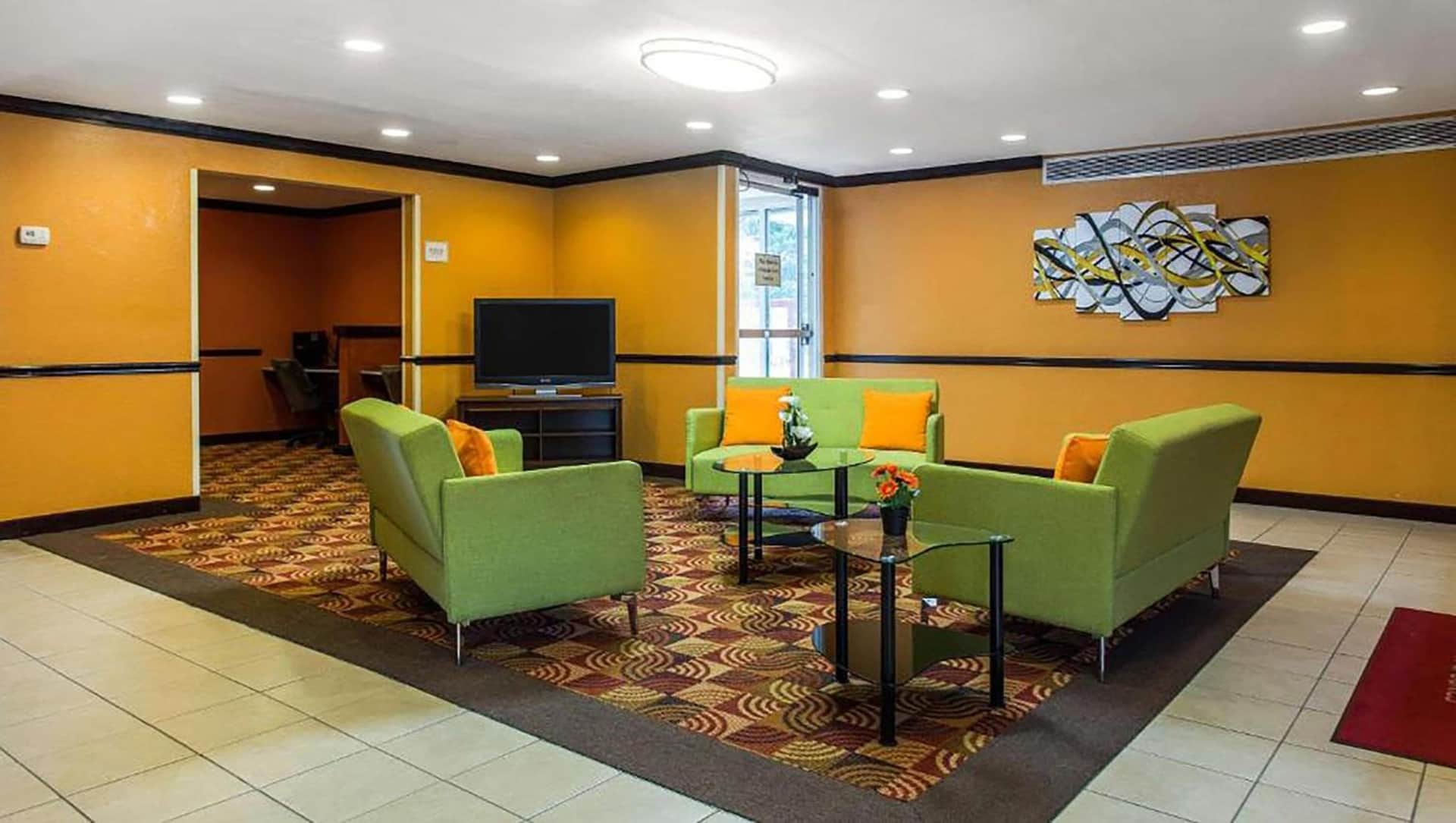 Studios and suites 4 less
