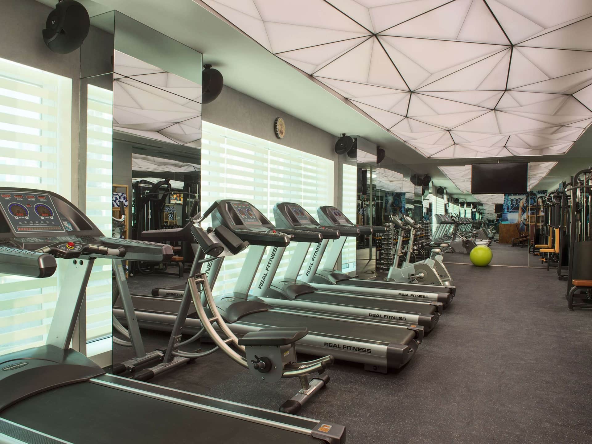 Grand Mercure Business Bay