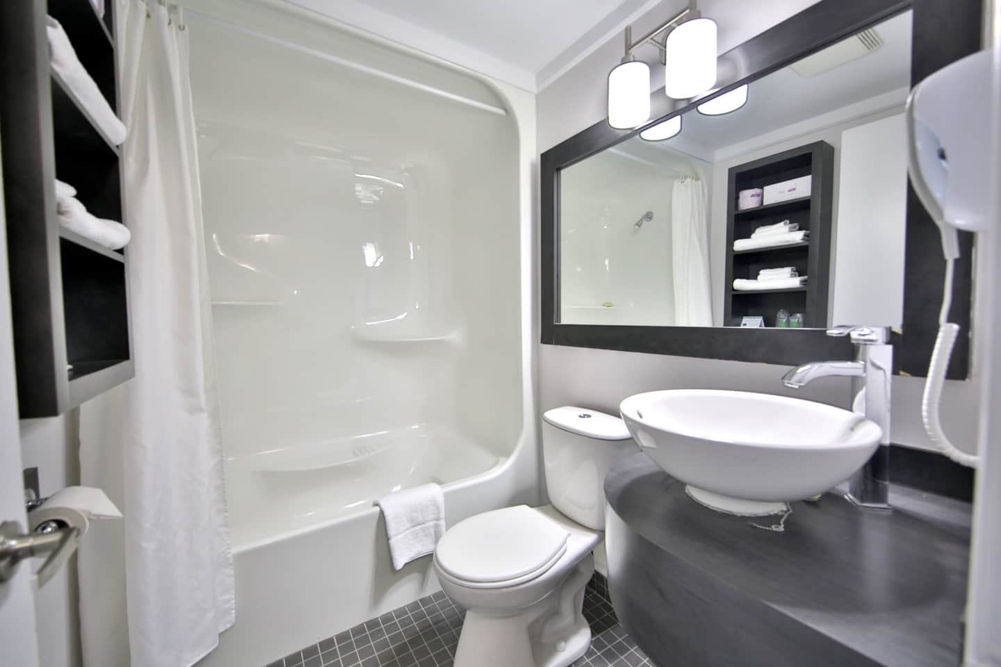 Motel Newstar Laval