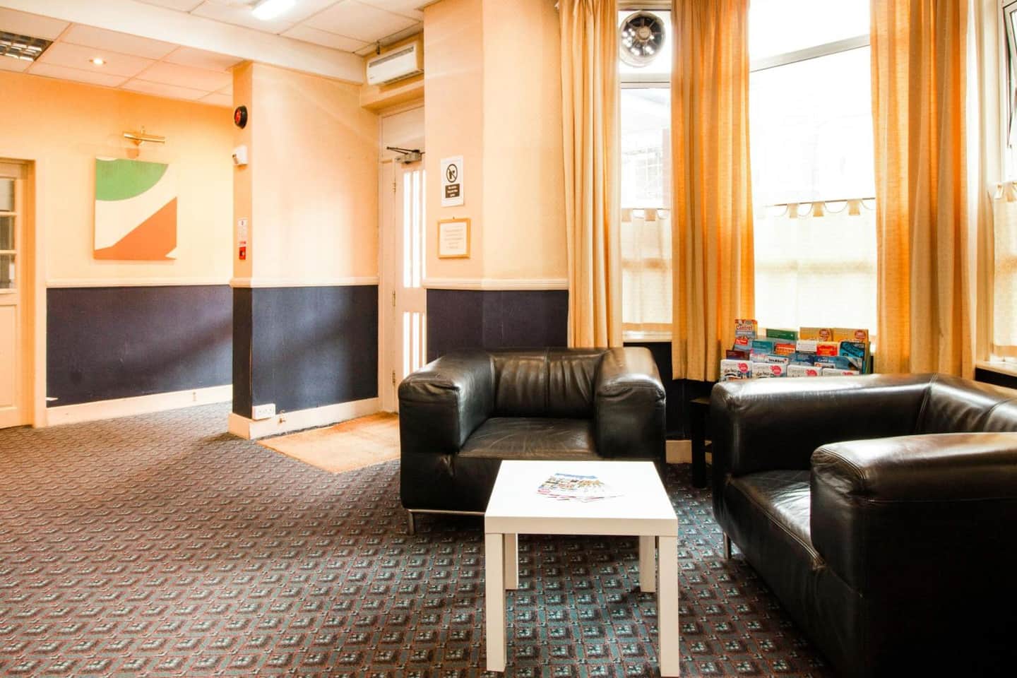 Cardiff Central Hotel by Belvilla