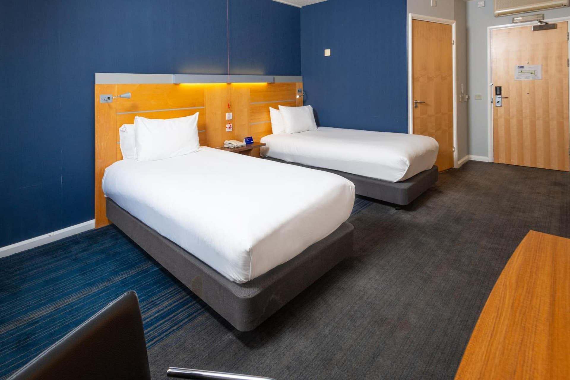 Holiday Inn Express - Stevenage