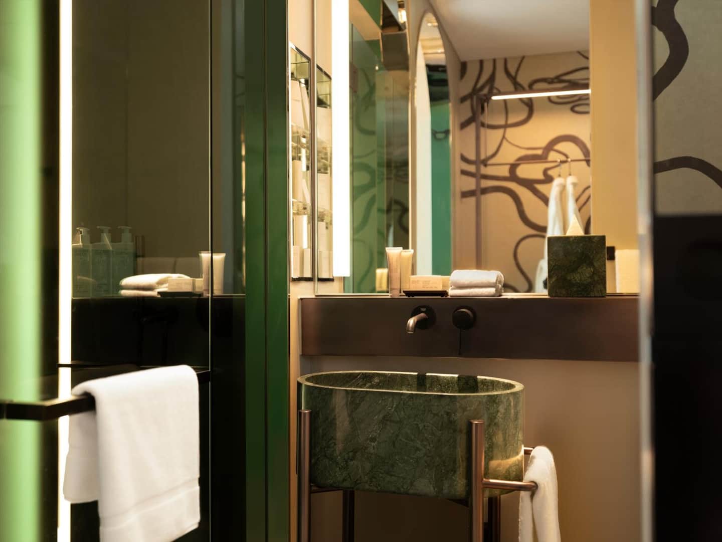 Mondrian Singapore Duxton
