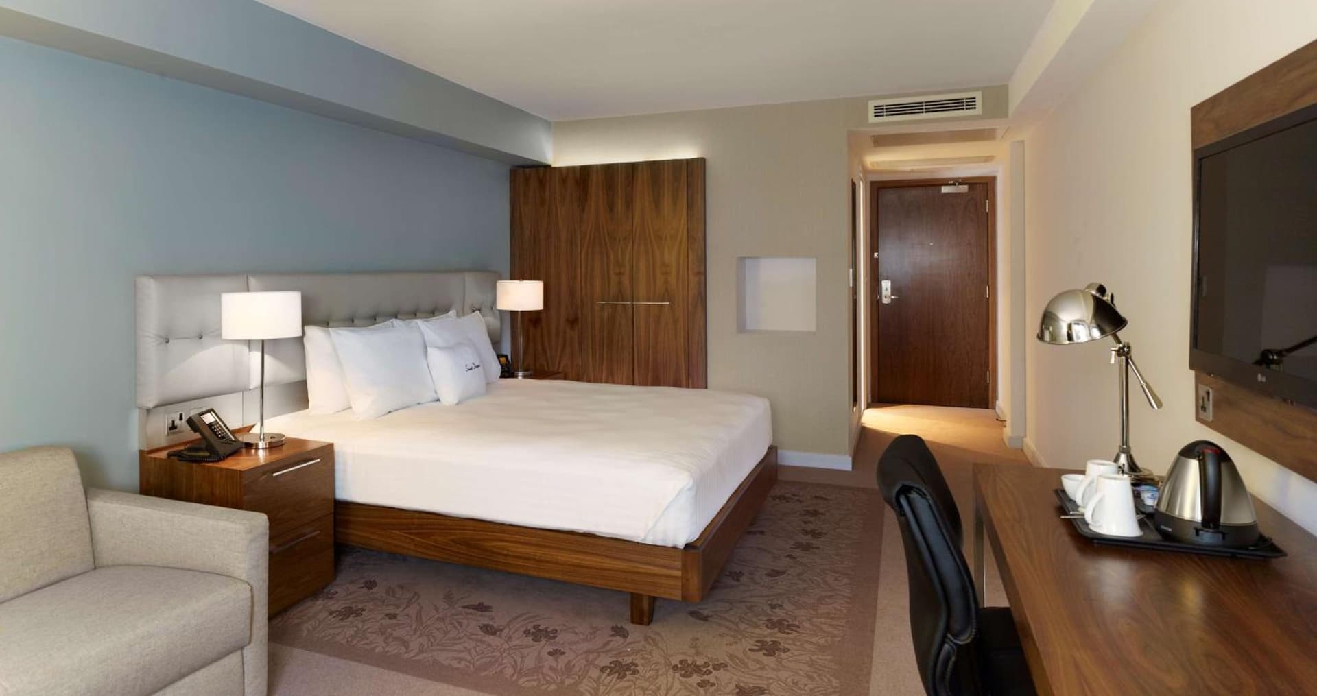 DoubleTree by Hilton Lincoln