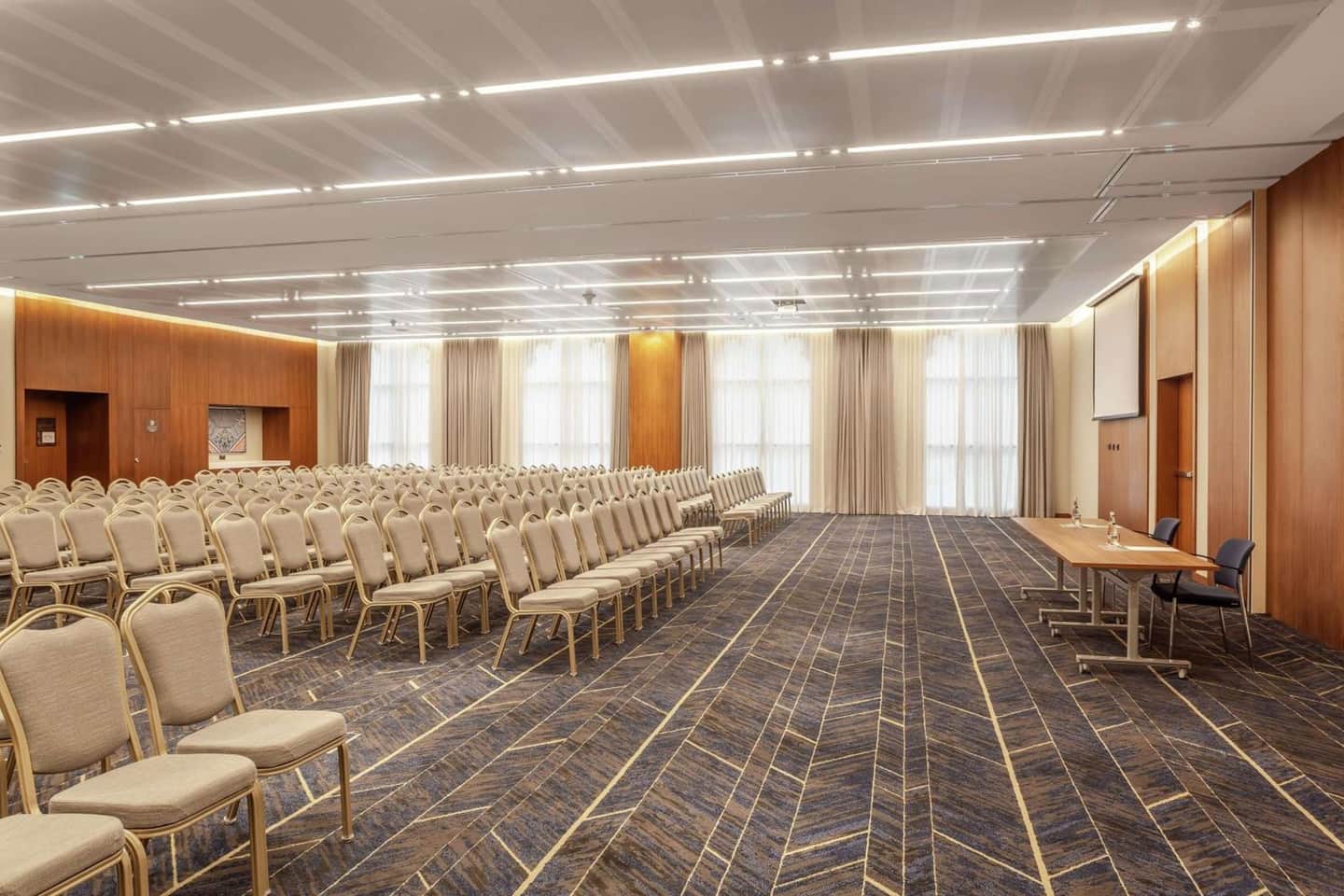 DoubleTree by Hilton Dubai Al Jadaf