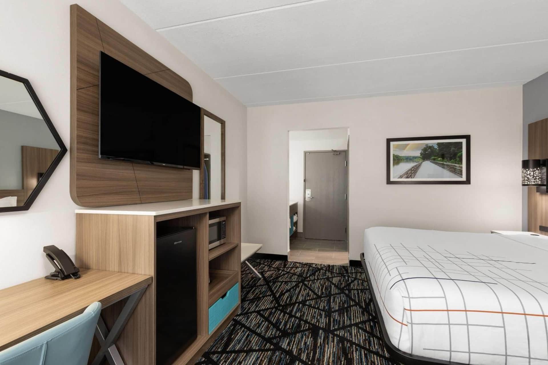 La Quinta Inn & Suites by Wyndham Atlanta Roswell