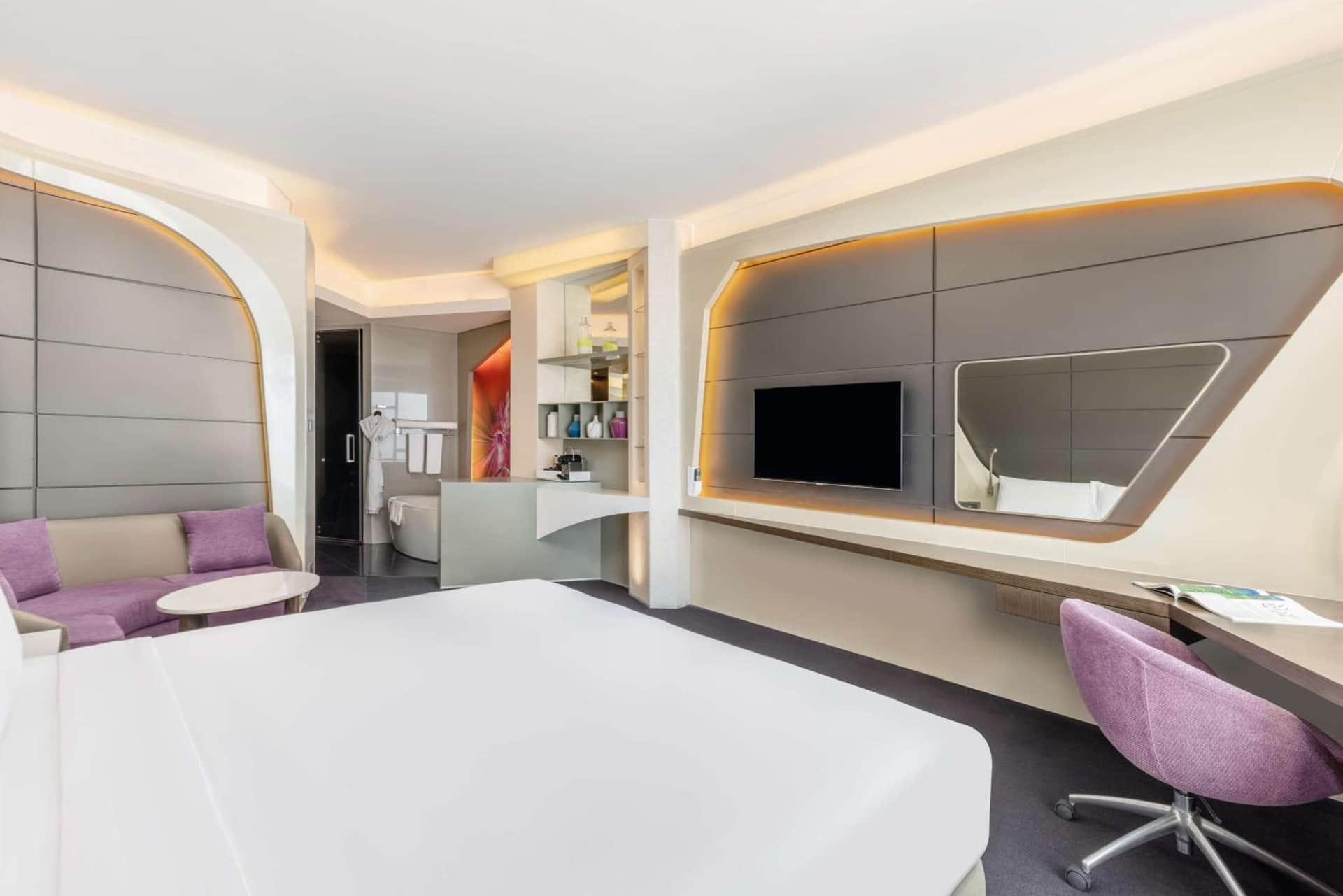 V Hotel Dubai, Curio Collection by Hilton