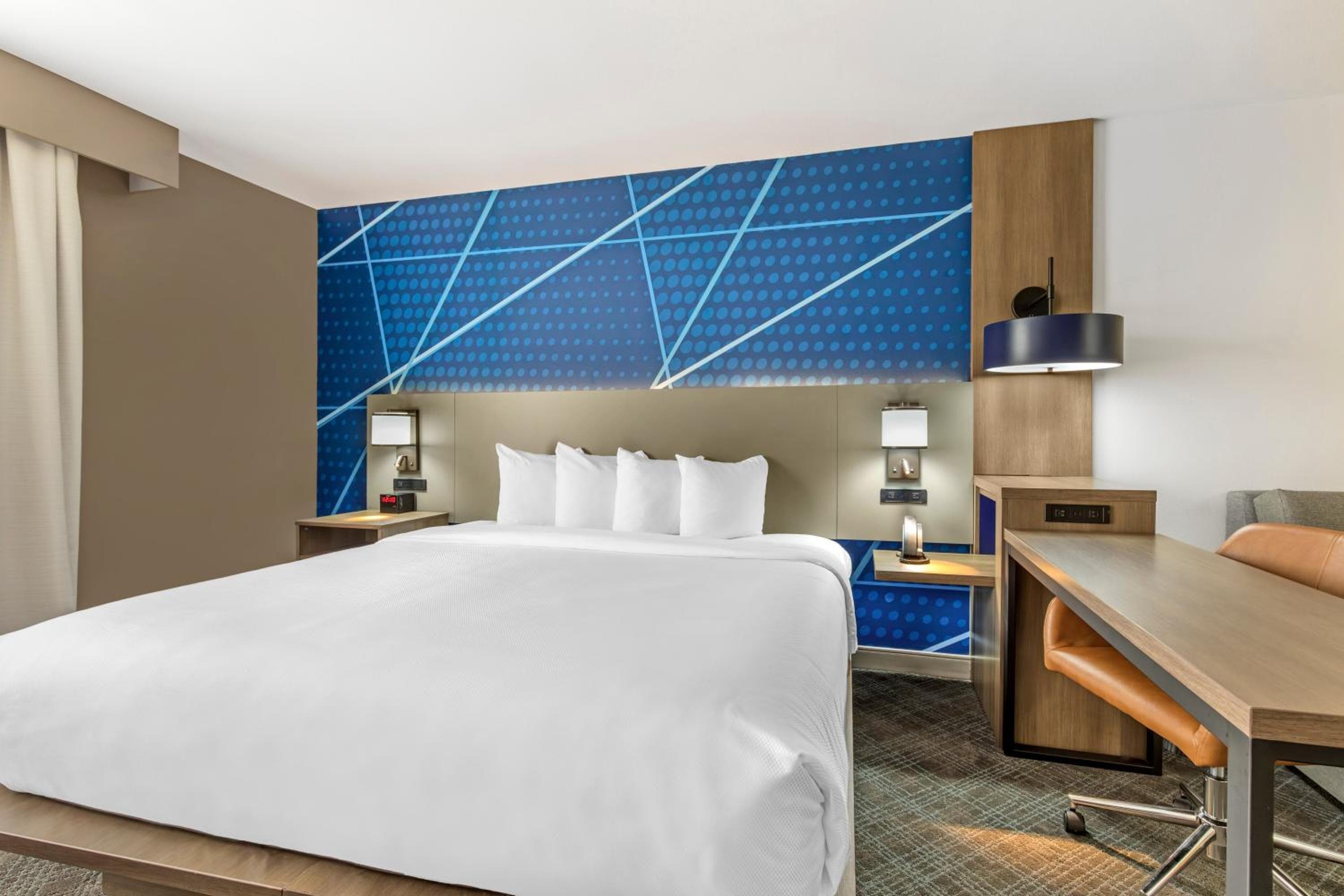 Comfort Inn & Suites Irving Las Colinas DFW