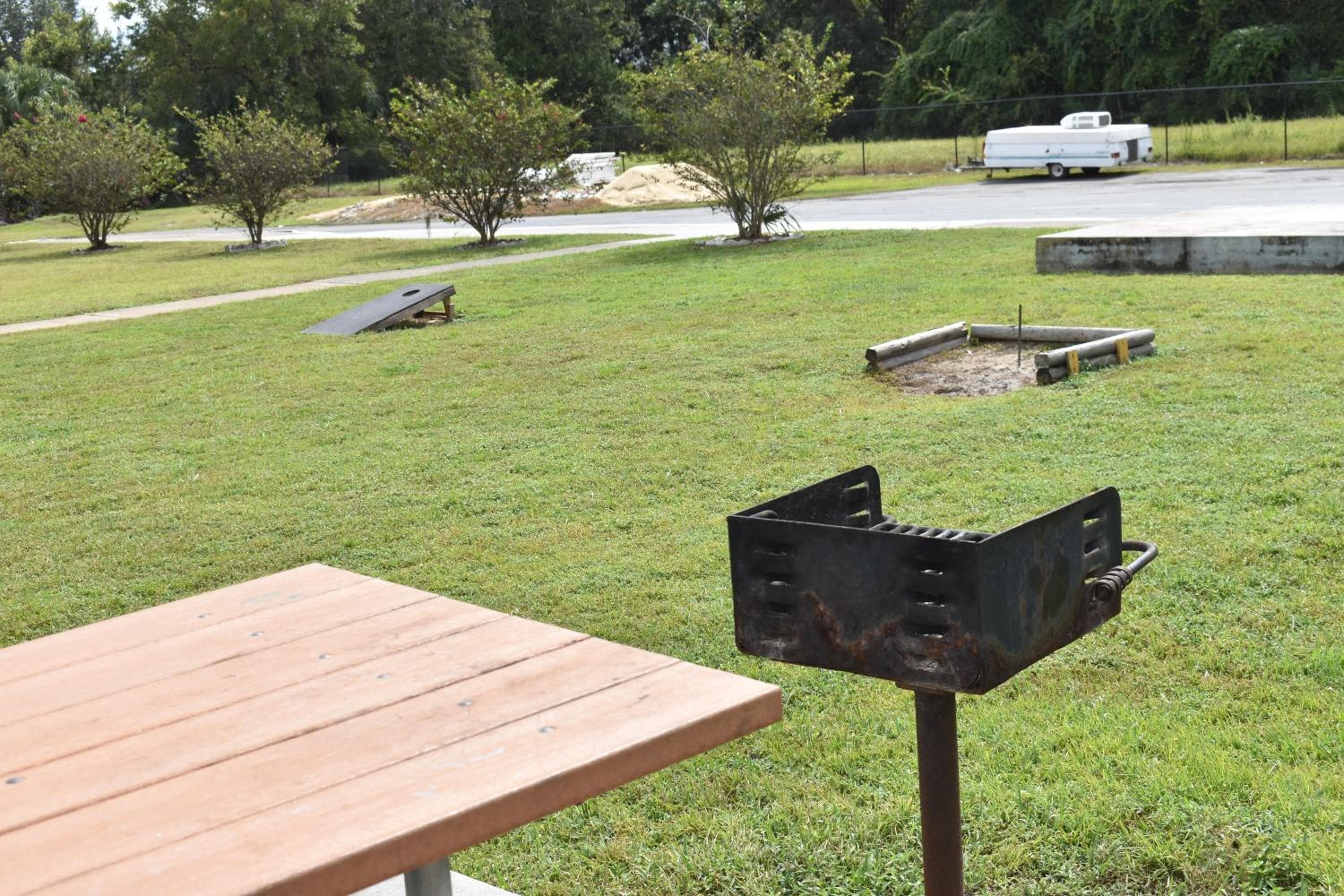 Days Inn by Wyndham Wildwood I-75