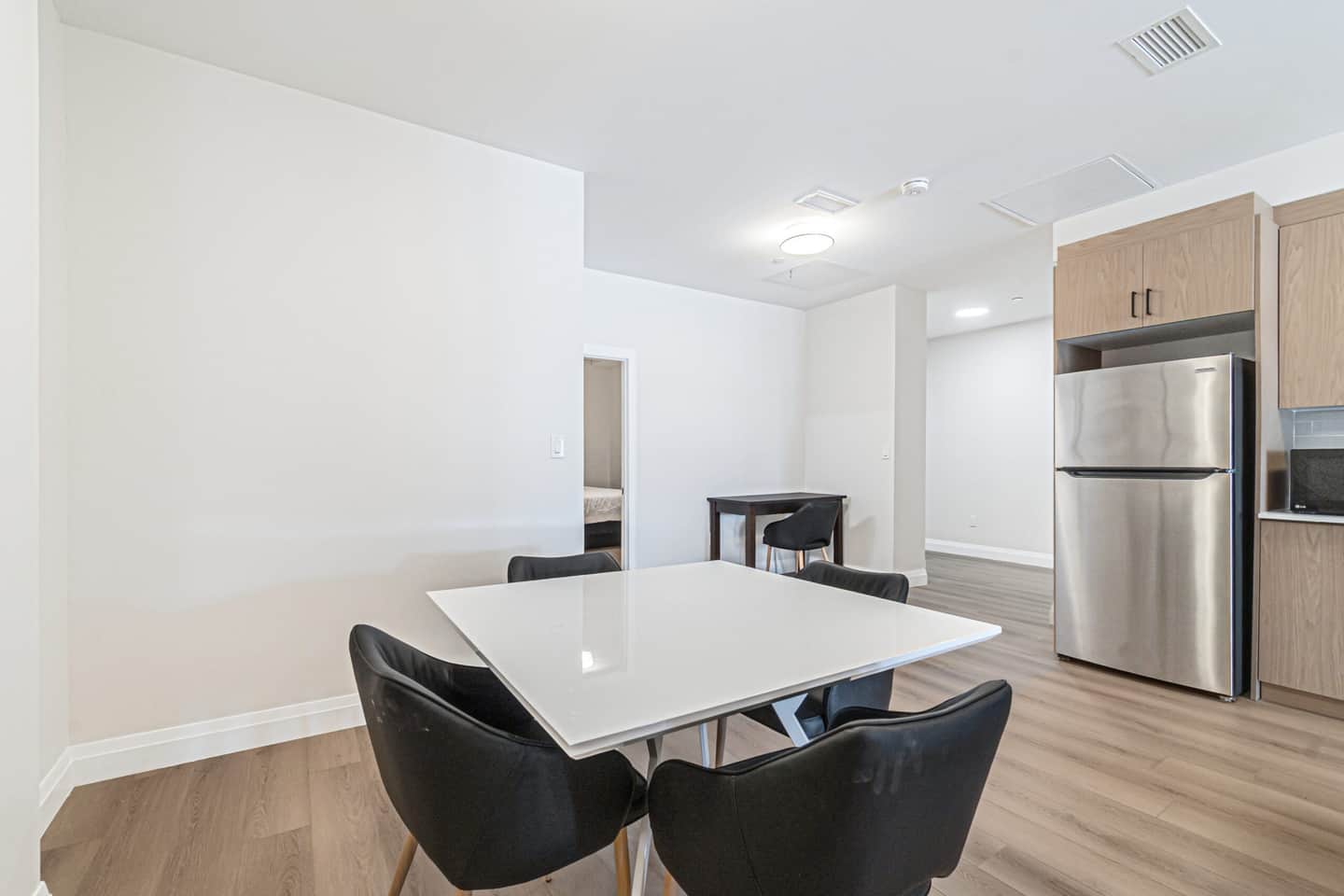 Meadowvale Apartment Hotel