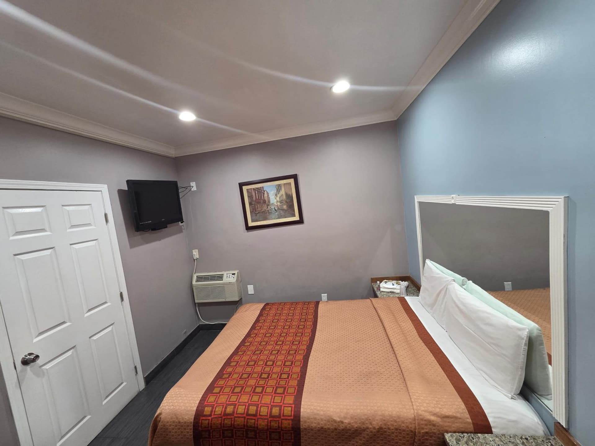 Astro Motel