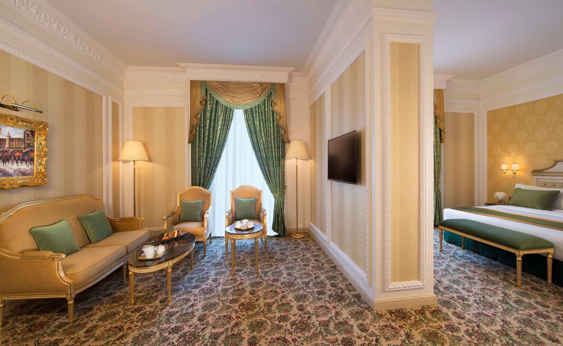 Royal Rose Hotel Abu Dhabi, Curio Collection by Hilton