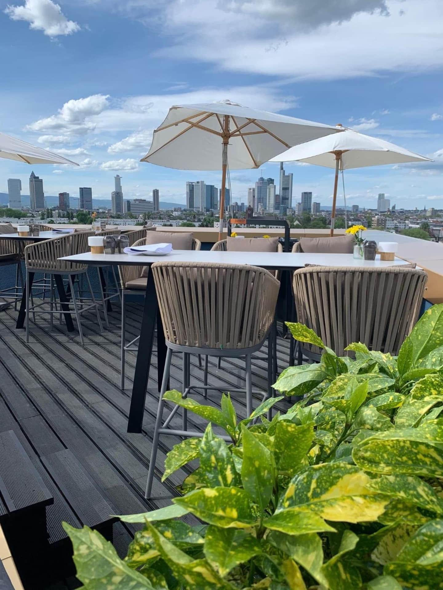 The Blasky Hotel & Rooftop