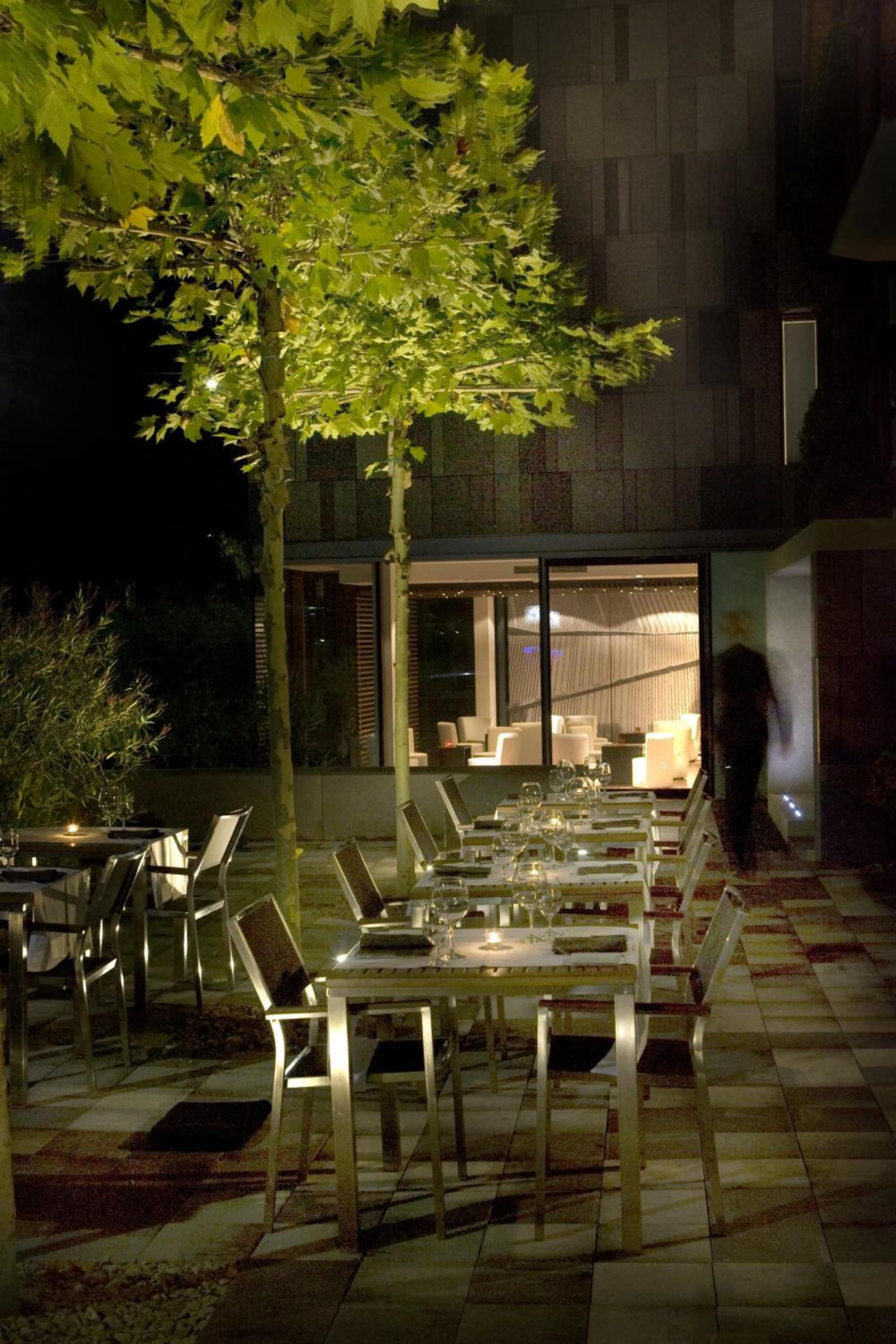 Becker's Hotel & Restaurant