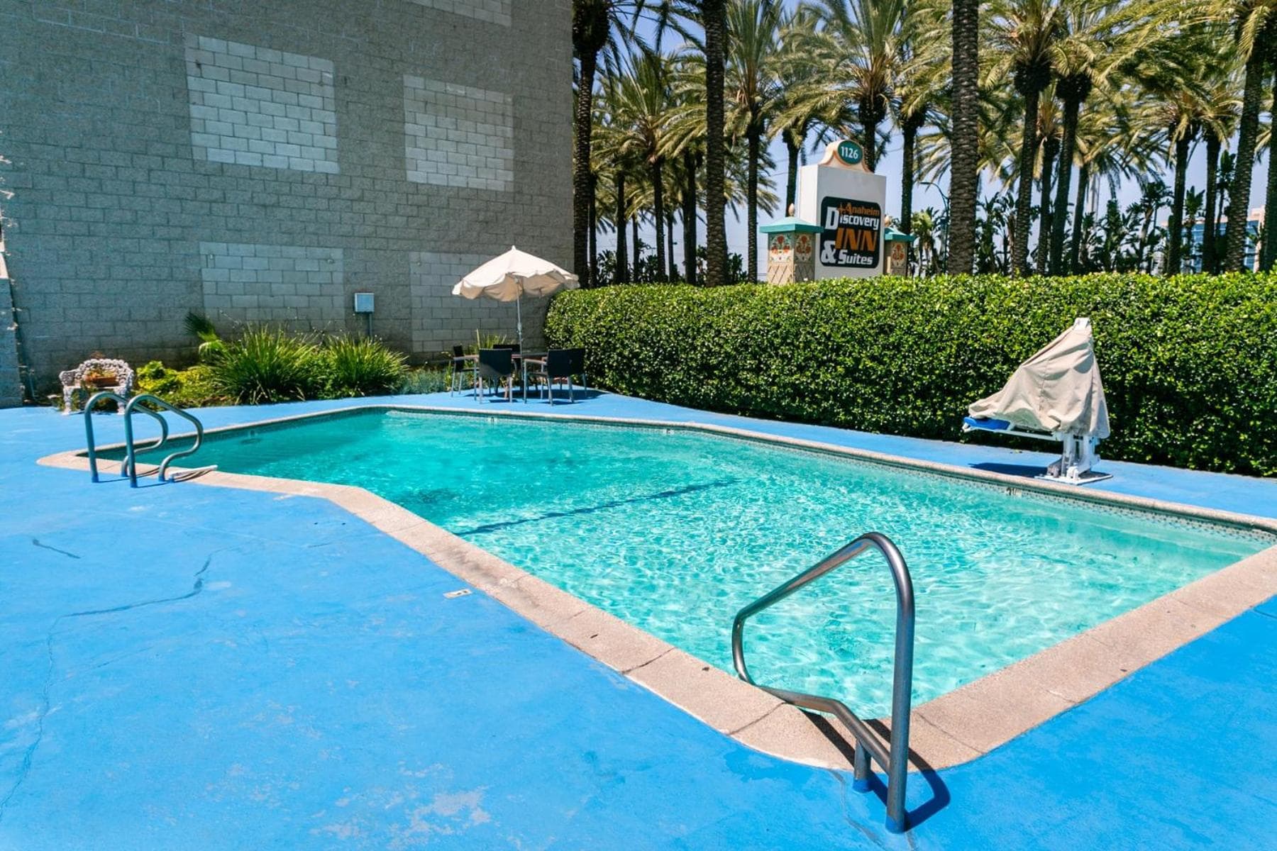 Anaheim Discovery Inn & Suites At The Park