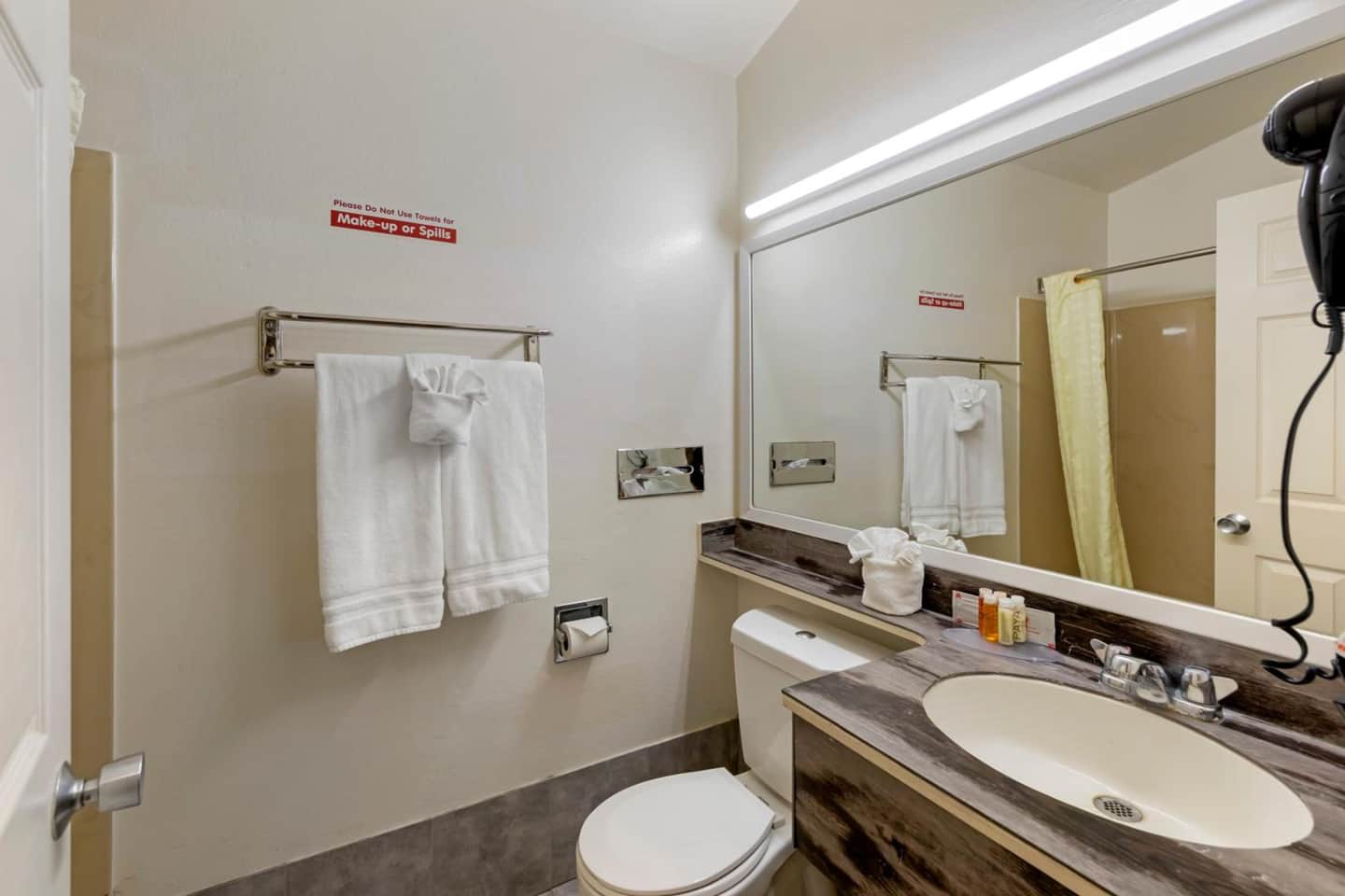 Anaheim Discovery Inn & Suites At The Park