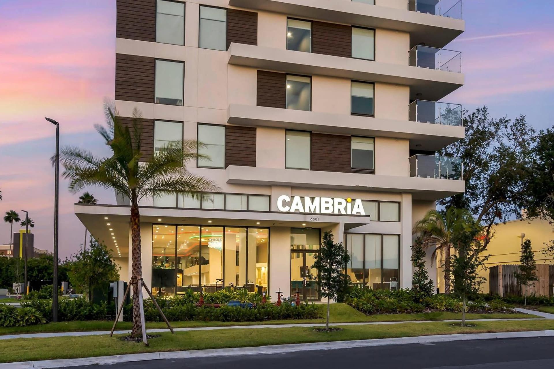 Cambria Hotel Orlando near Universal Theme Parks