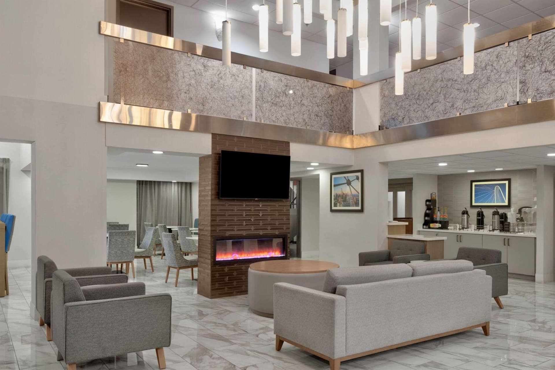La Quinta by Wyndham Dallas I-35 Walnut Hill Ln