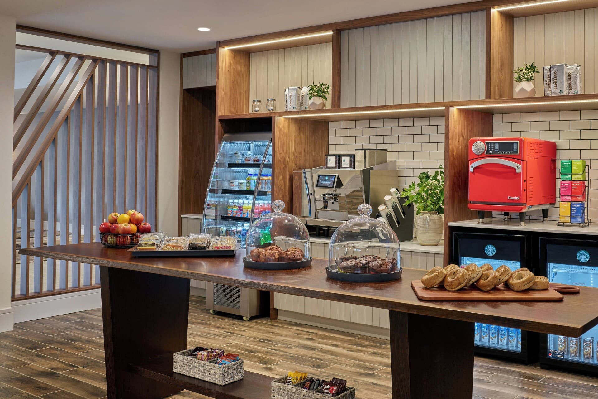 Delta Hotels by Marriott Chicago Willowbrook
