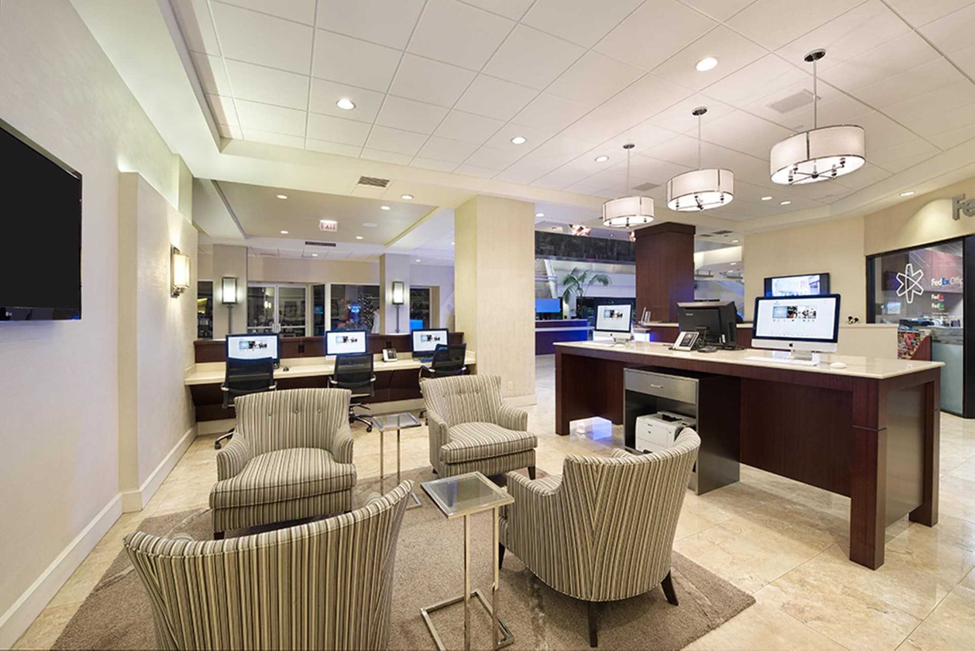 Hilton Orlando Lake Buena Vista - Disney Springs® Area