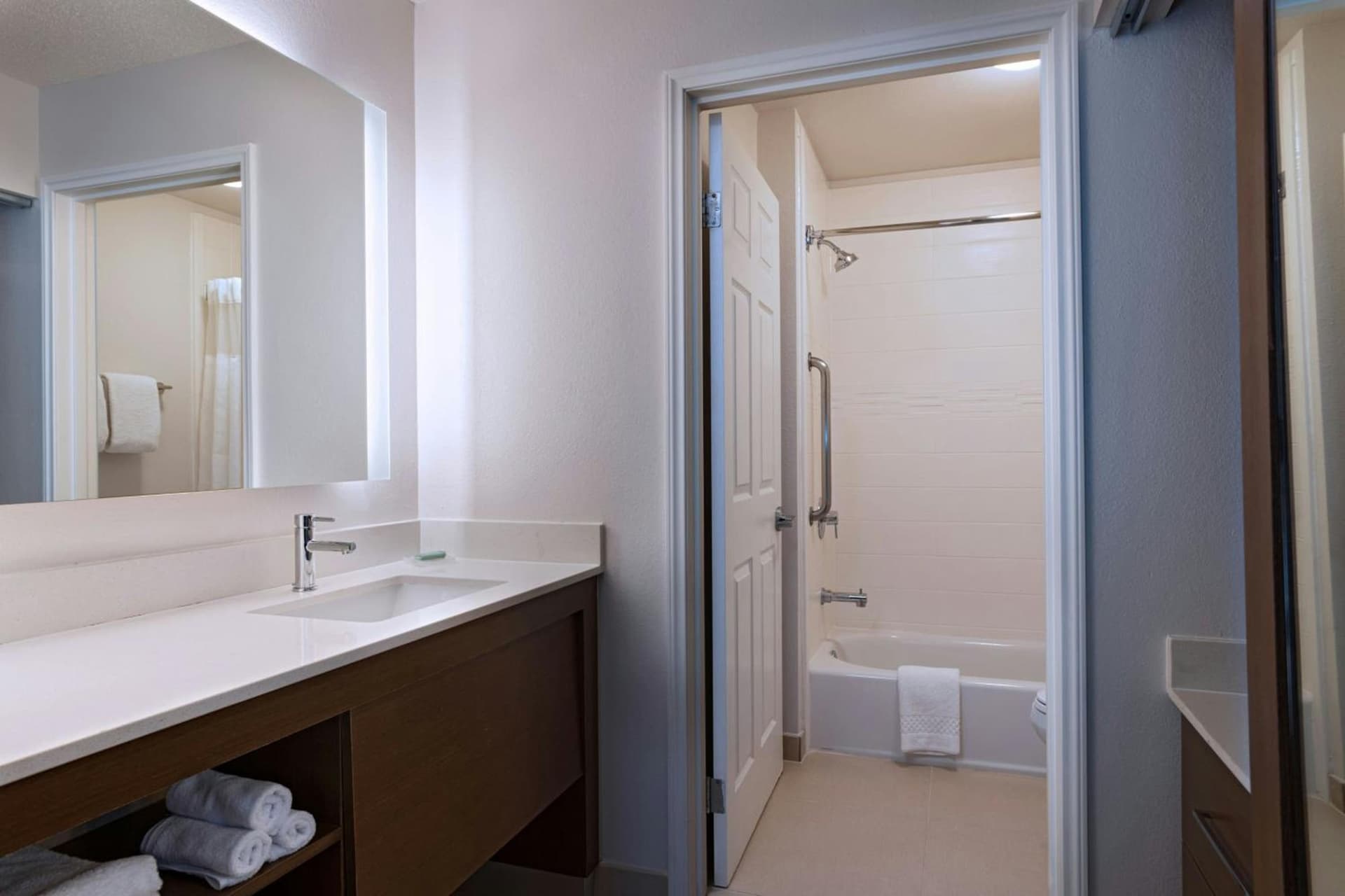 Residence Inn by Marriott Houston The Woodlands/Lake Front Circle