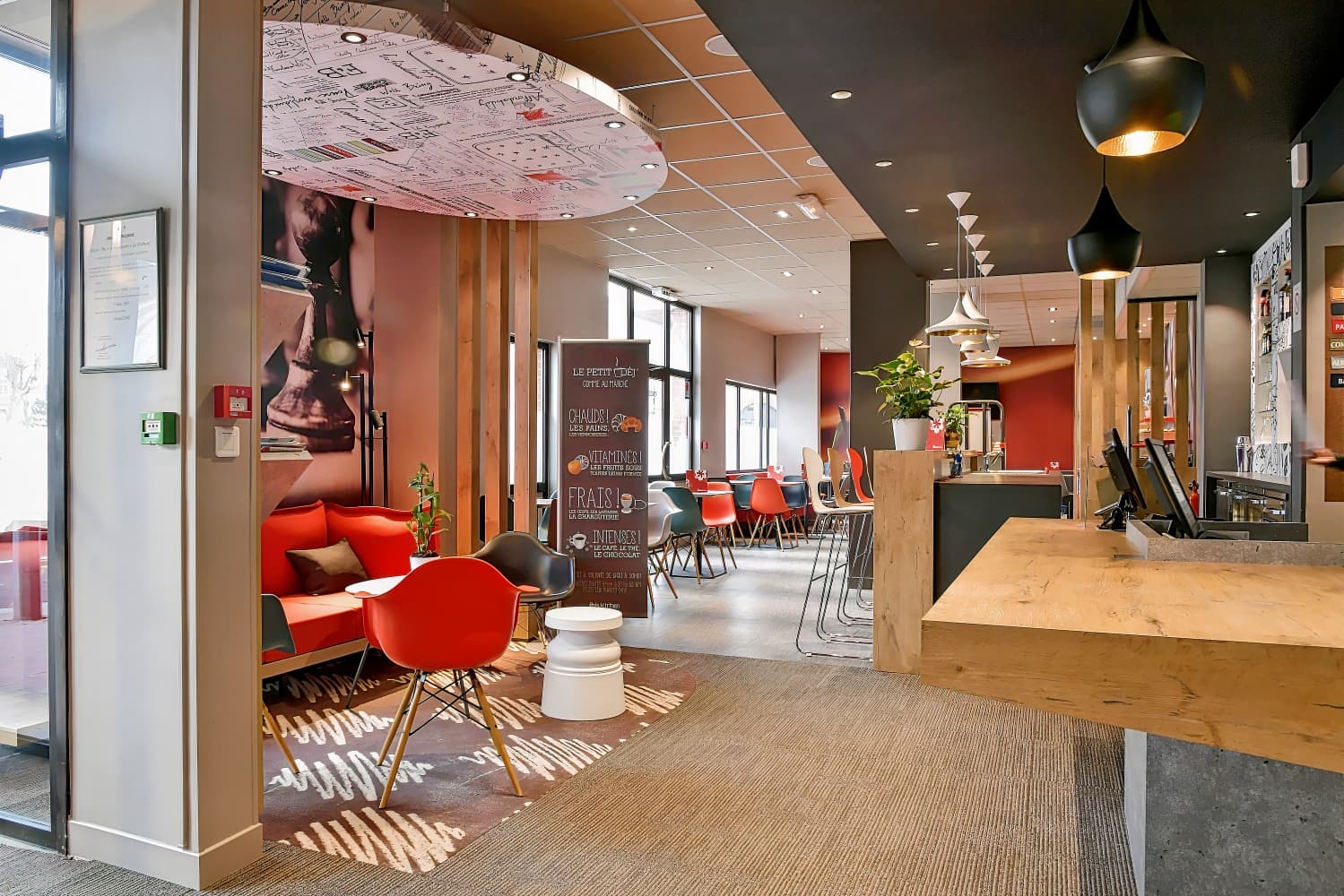 ibis Saint Quentin Basilique