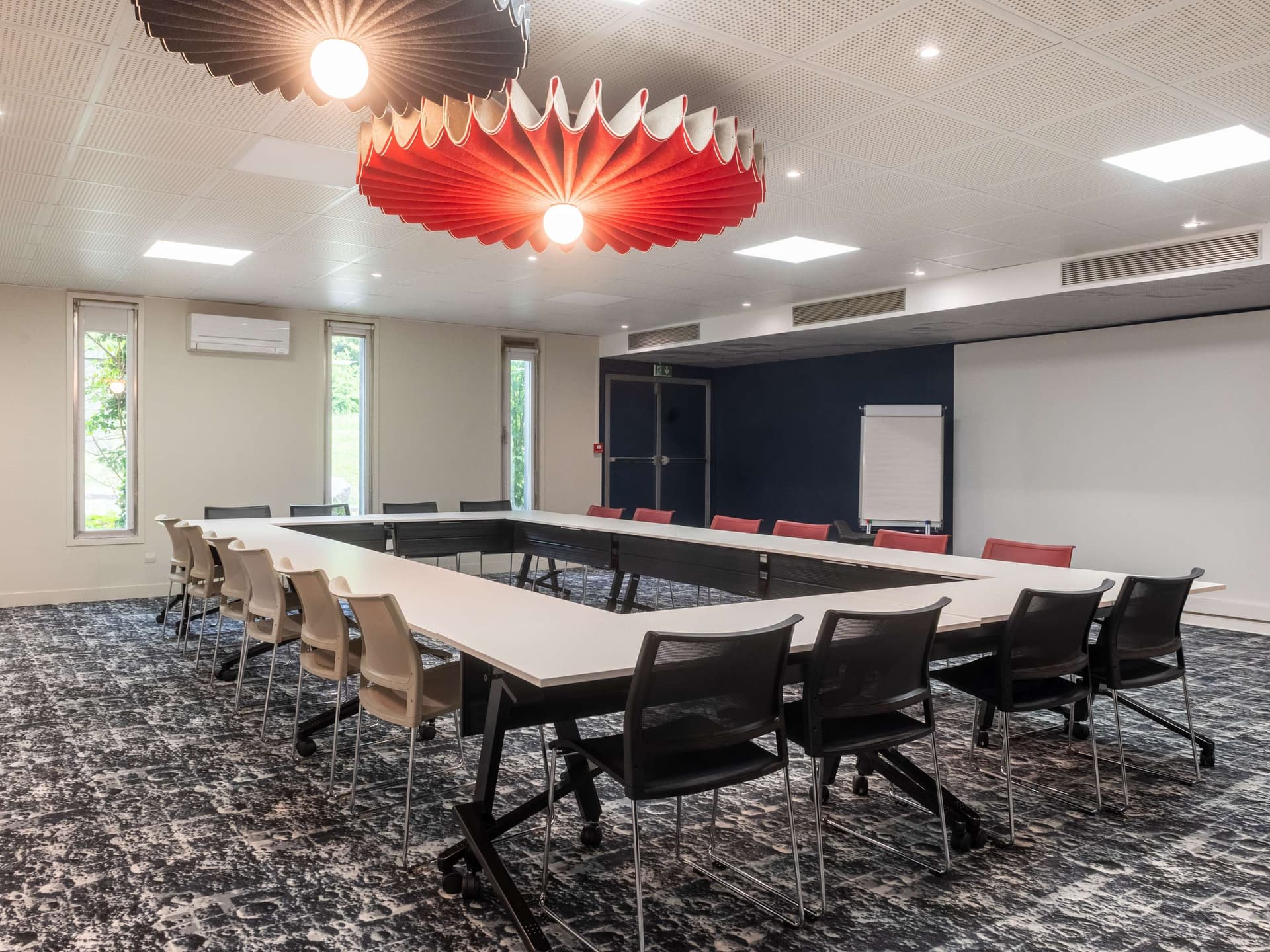 ibis Lyon East Bron