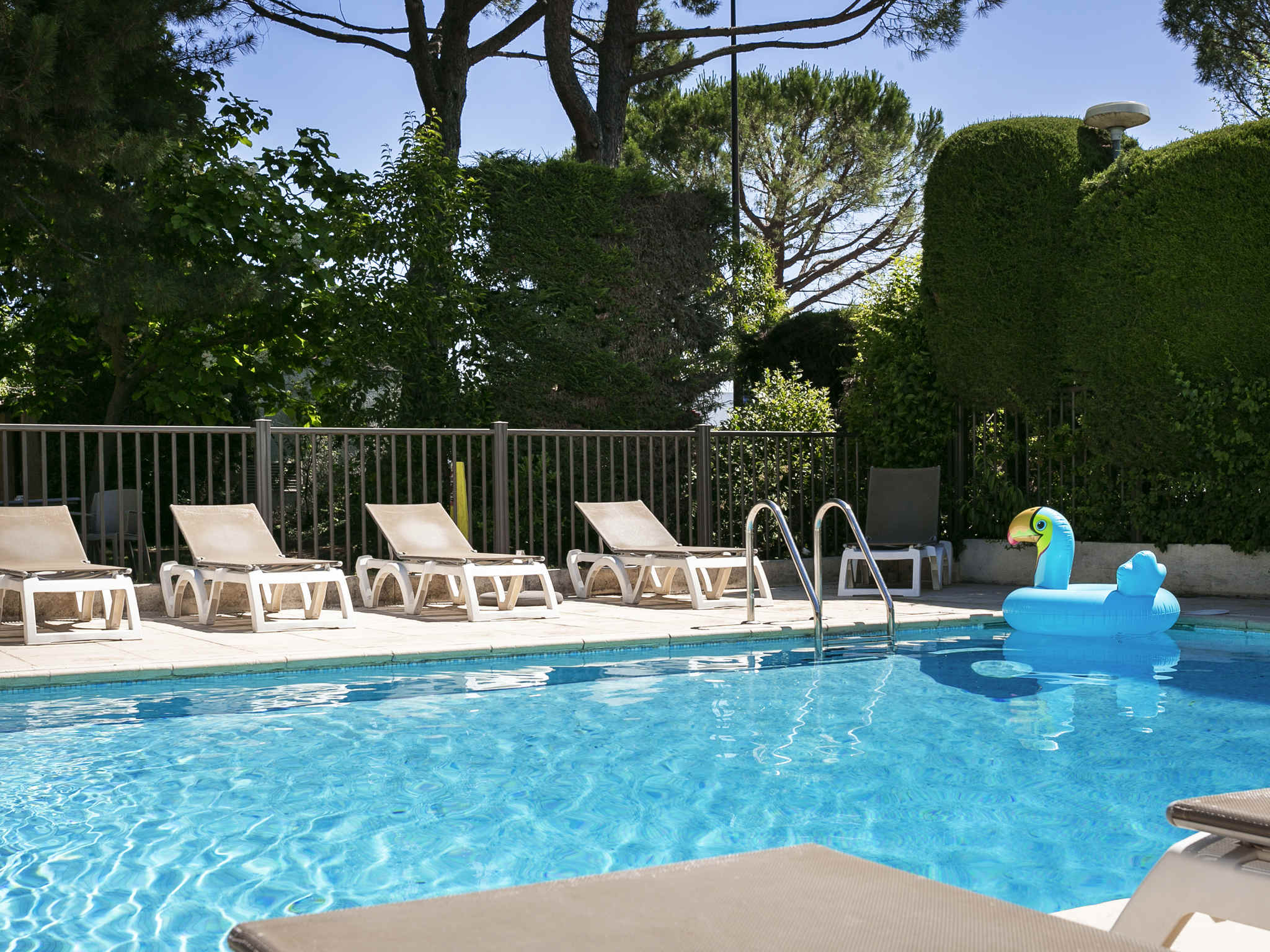 ibis Avignon South