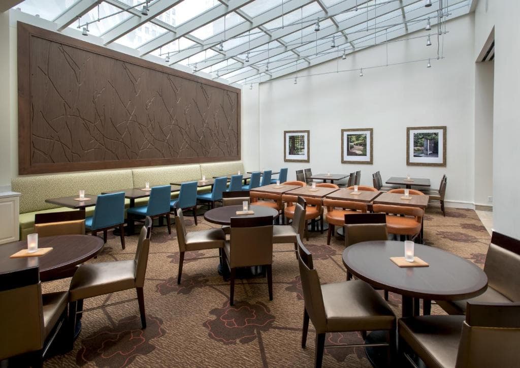 Hilton Garden Inn Chicago Downtown Riverwalk