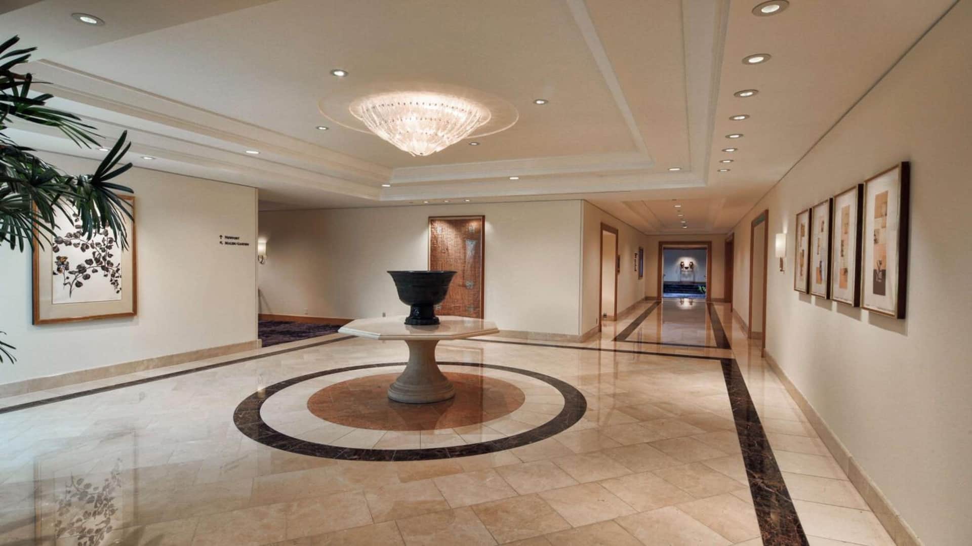 Hilton LAX Los Angeles Airport