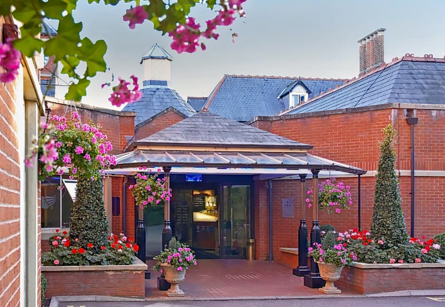 DoubleTree by Hilton, St. Anne’s Manor